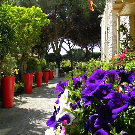 Hotel La Torraccia Tarquinia Bagian luar foto