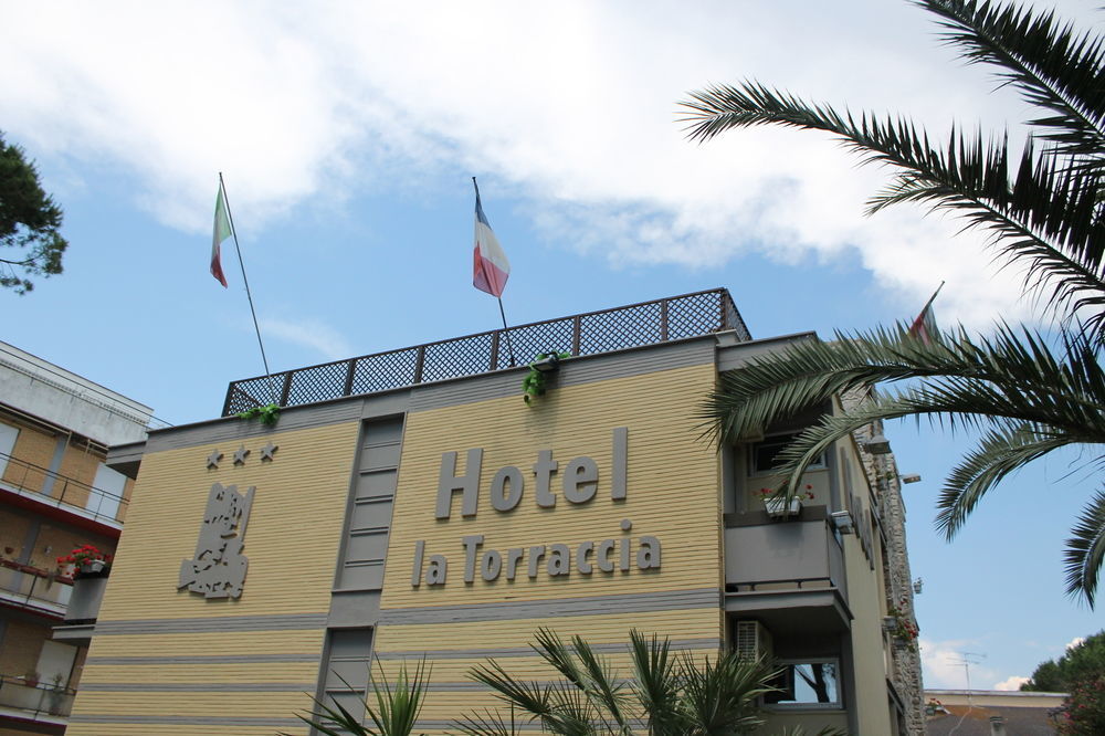 Hotel La Torraccia Tarquinia Bagian luar foto
